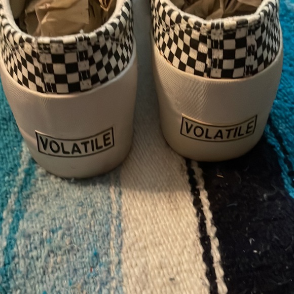 Volatile Shoewear Sz 8 1/2 - Picture 8 of 10